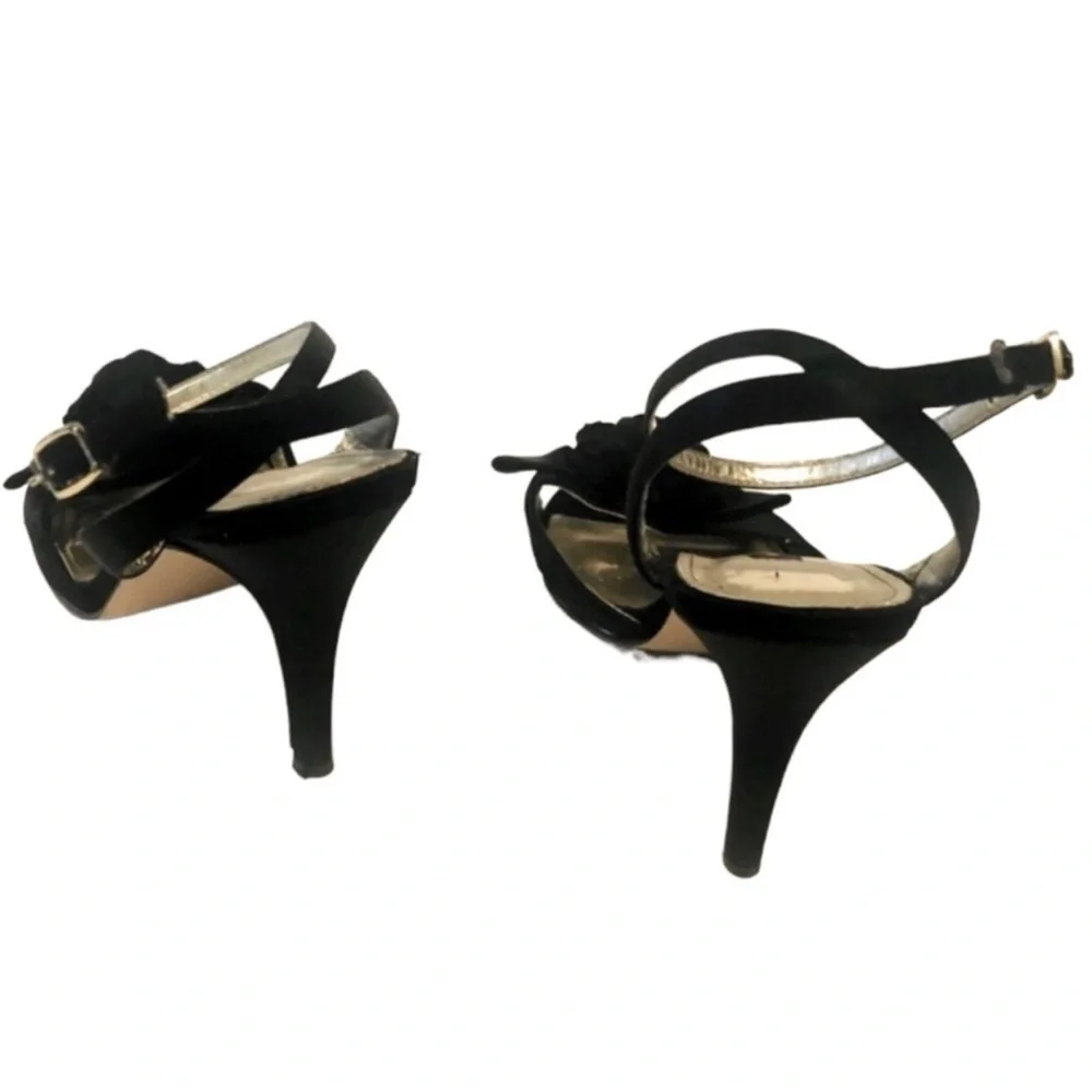 Elegant Black and Gold Women's Heels - Picture 3 of 7